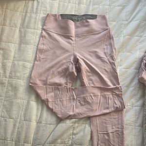 Light Pink Outdoor Voices leggings size M